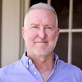 Portrait of Peter Ferrara, Associate Broker